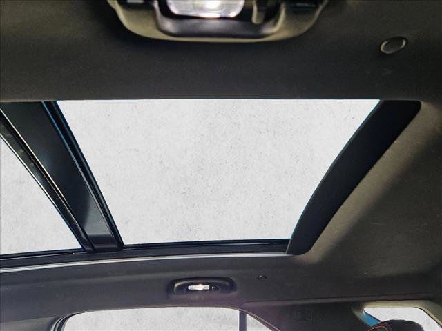 Used 2022 Chevrolet Equinox RS w/ RS Leather Package image 18