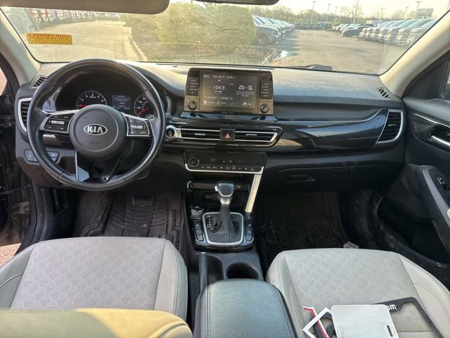 Used 2021 Kia Seltos EX image 24