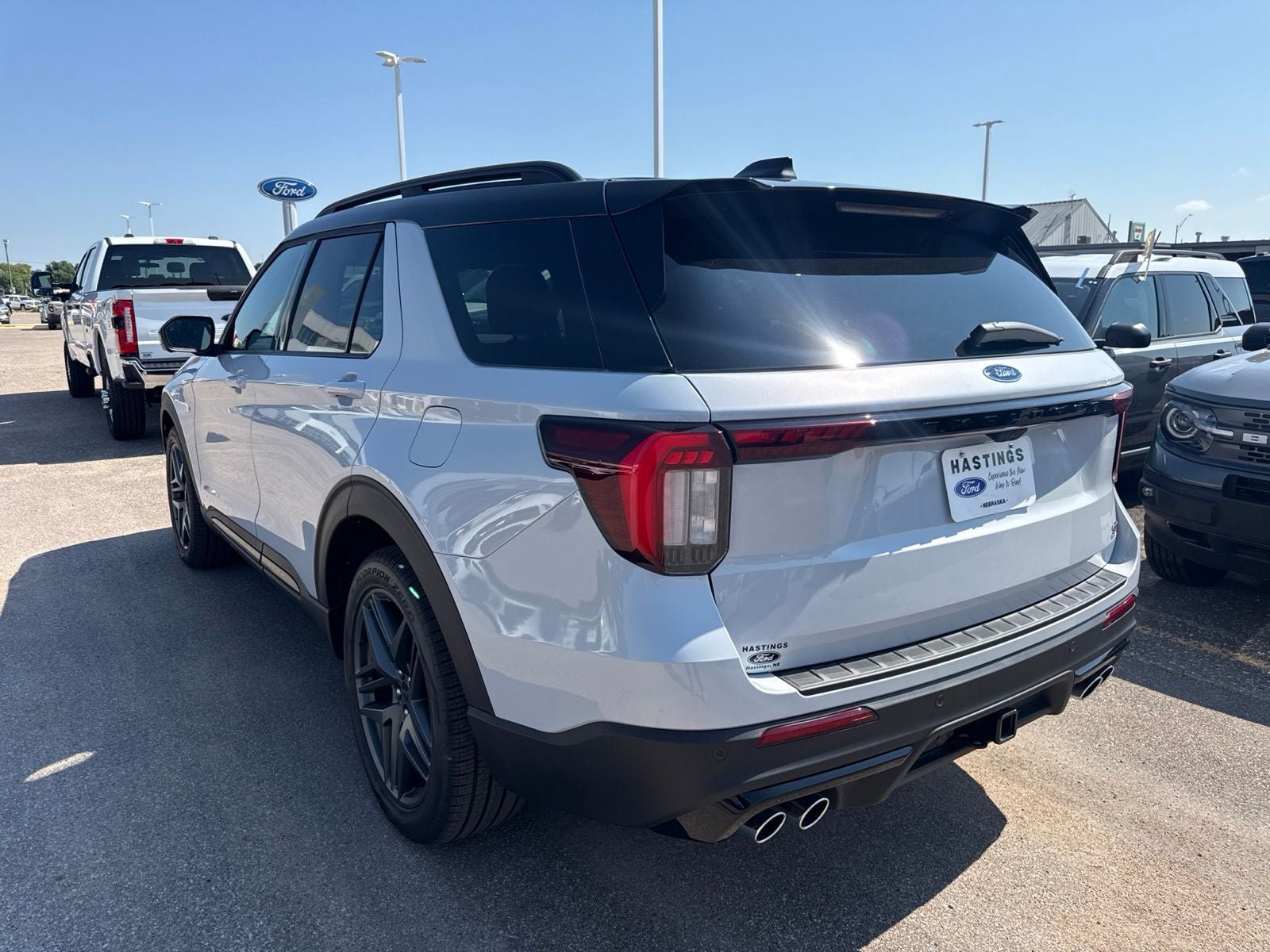 New 2026 Ford Explorer ST w/ Sun And Sound Package AWD/4WD image 3