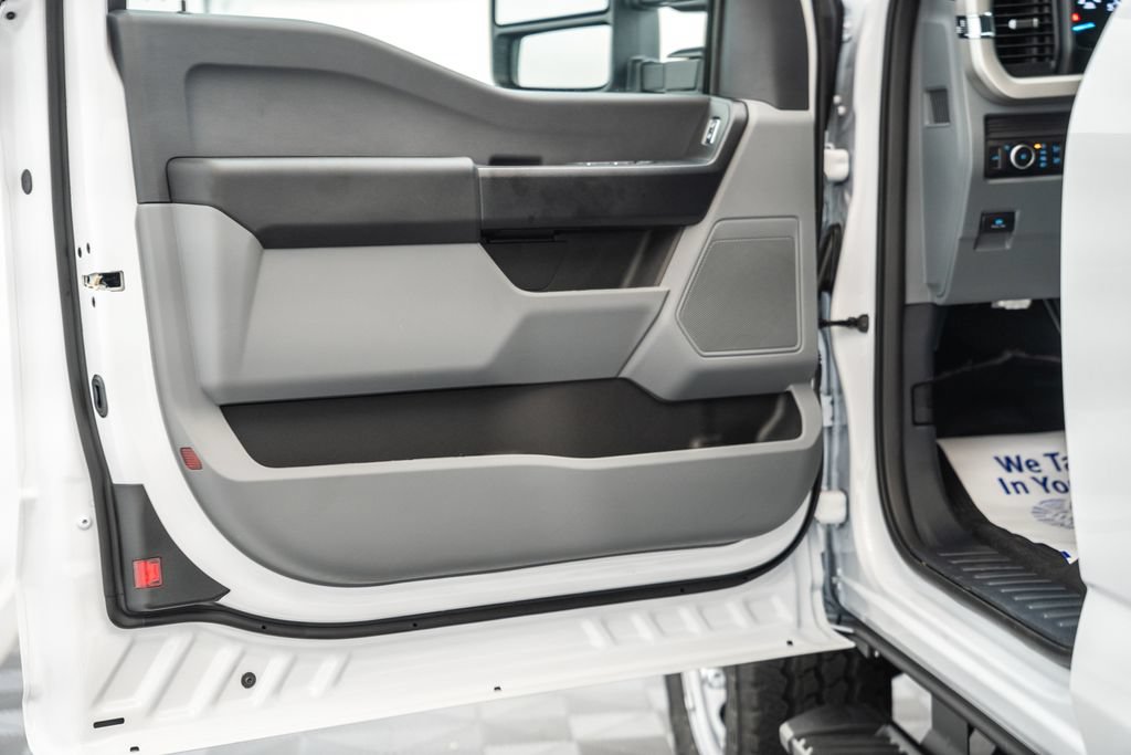 New 2026 Ford F350 XL w/ 360-Degree Camera Package AWD/4WD image 40