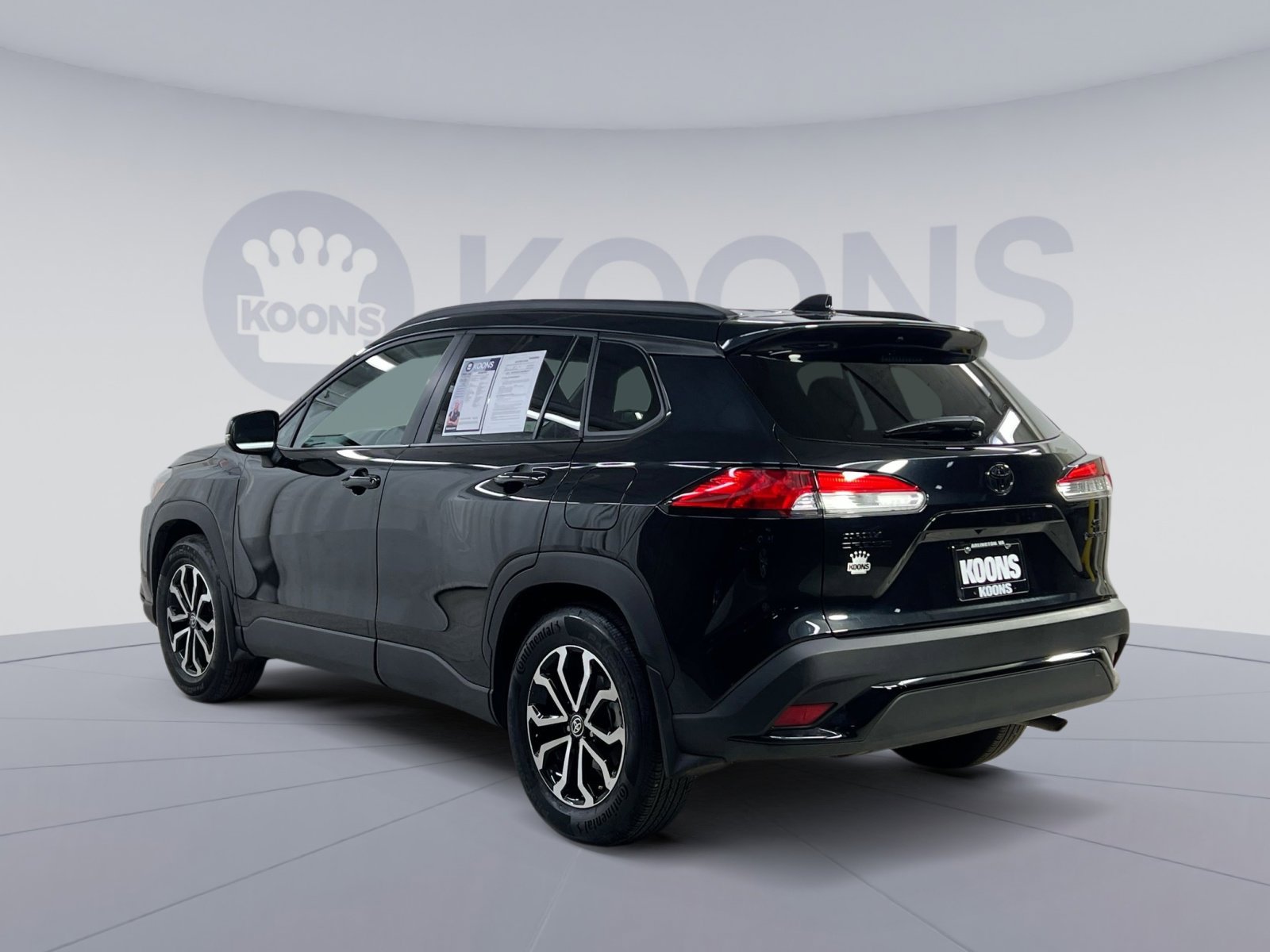 Used 2025 Toyota Corolla Cross AWD Hybrid image 10