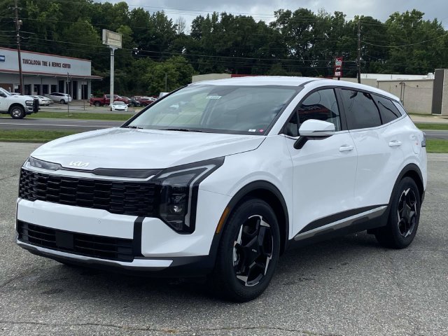 New 2026 Kia Sportage EX FWD image 5