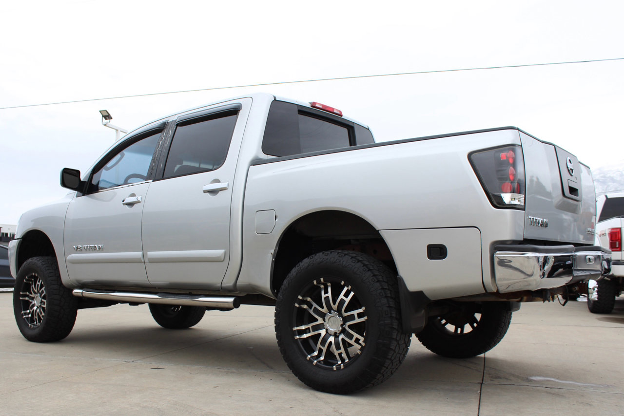 Used 2006 Nissan Titan LE w/ (R02) LE Off-Road Pkg image 33