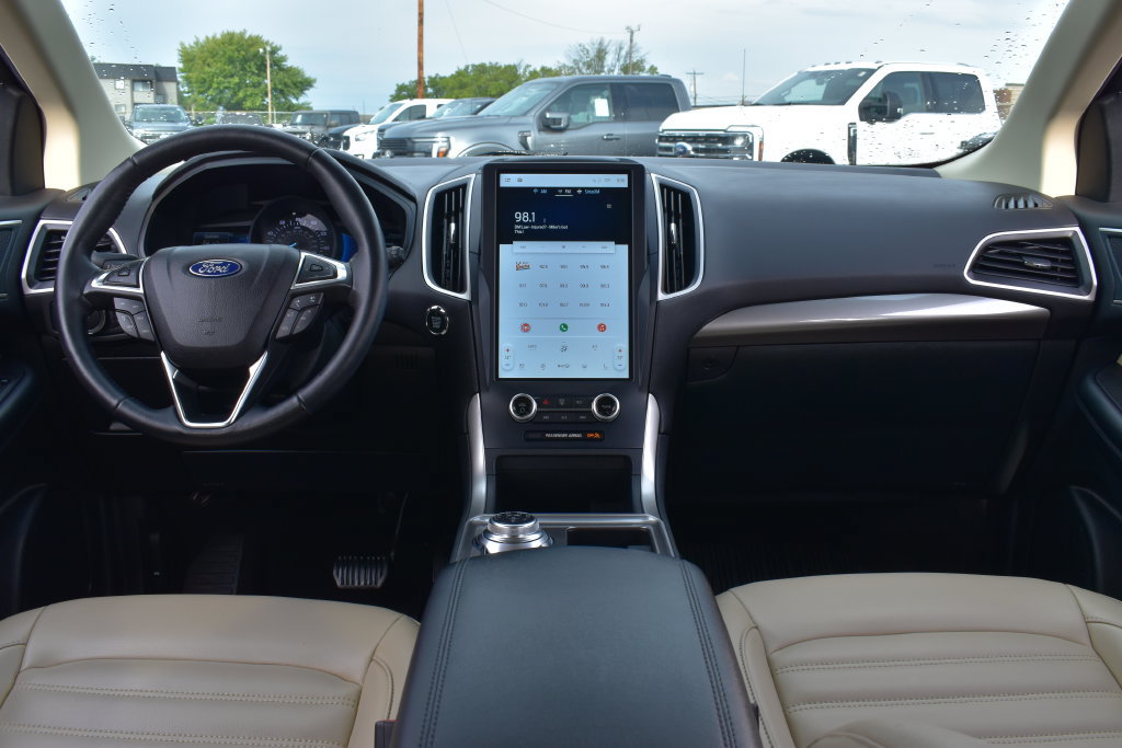 Certified 2023 Ford Edge SEL w/ Convenience Package AWD/4WD image 15