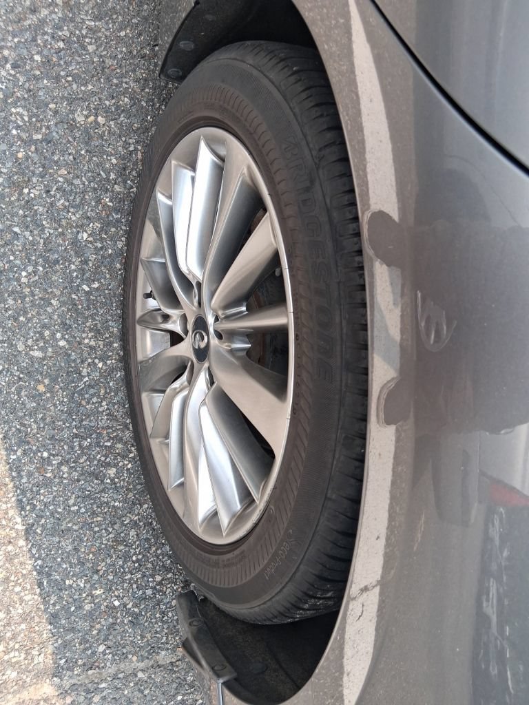 Used 2018 INFINITI Q50 Luxe AWD/4WD image 9