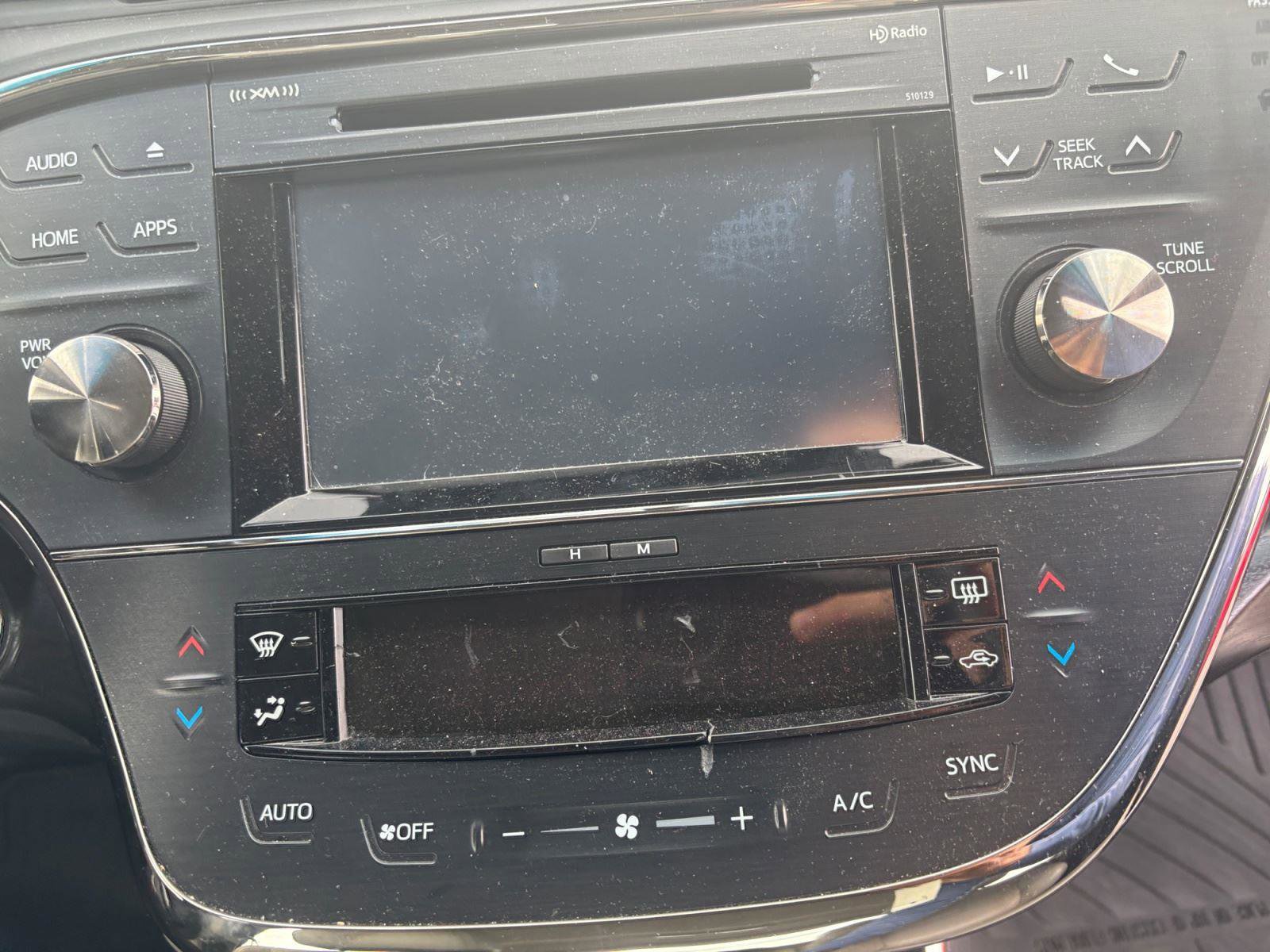 Used 2016 Toyota Avalon XLE Plus FWD image 17