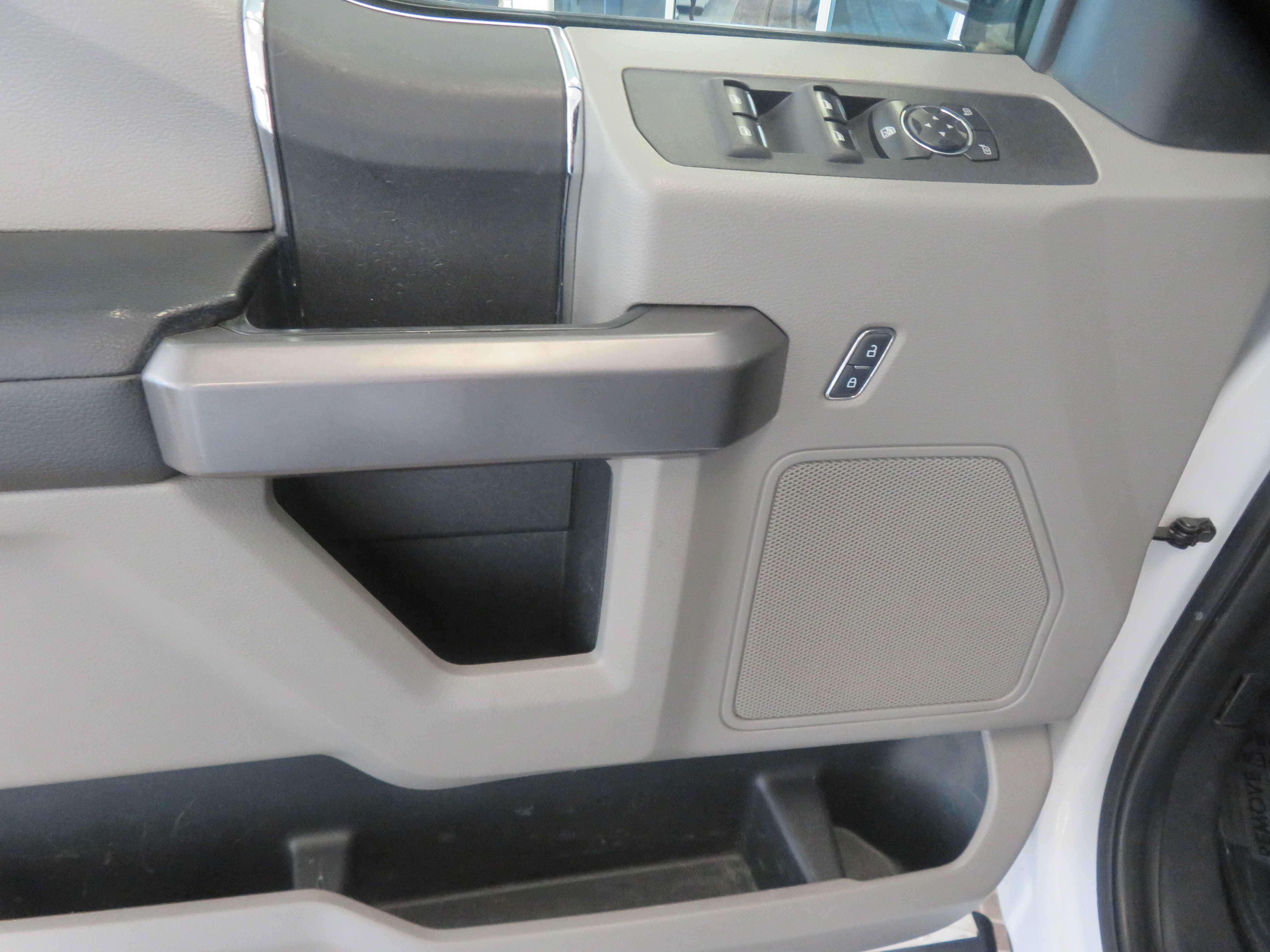 Used 2019 Ford F250 XLT w/ FX4 Off-Road Package AWD/4WD image 14