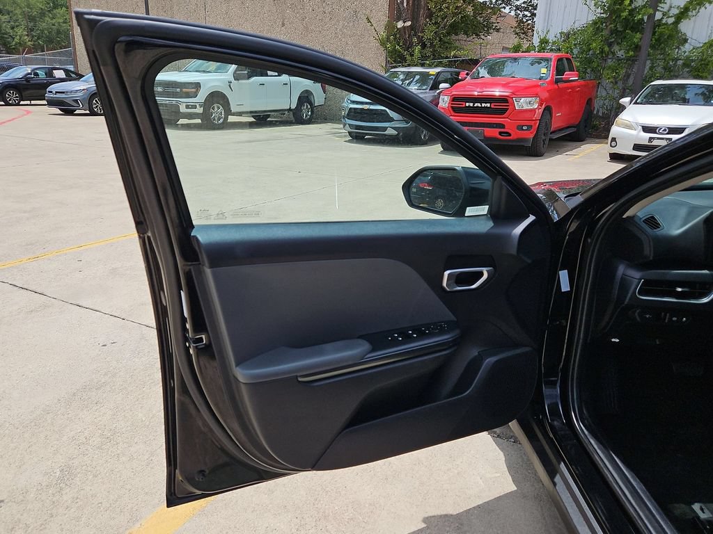 Used 2025 Kia K4 FWD image 11