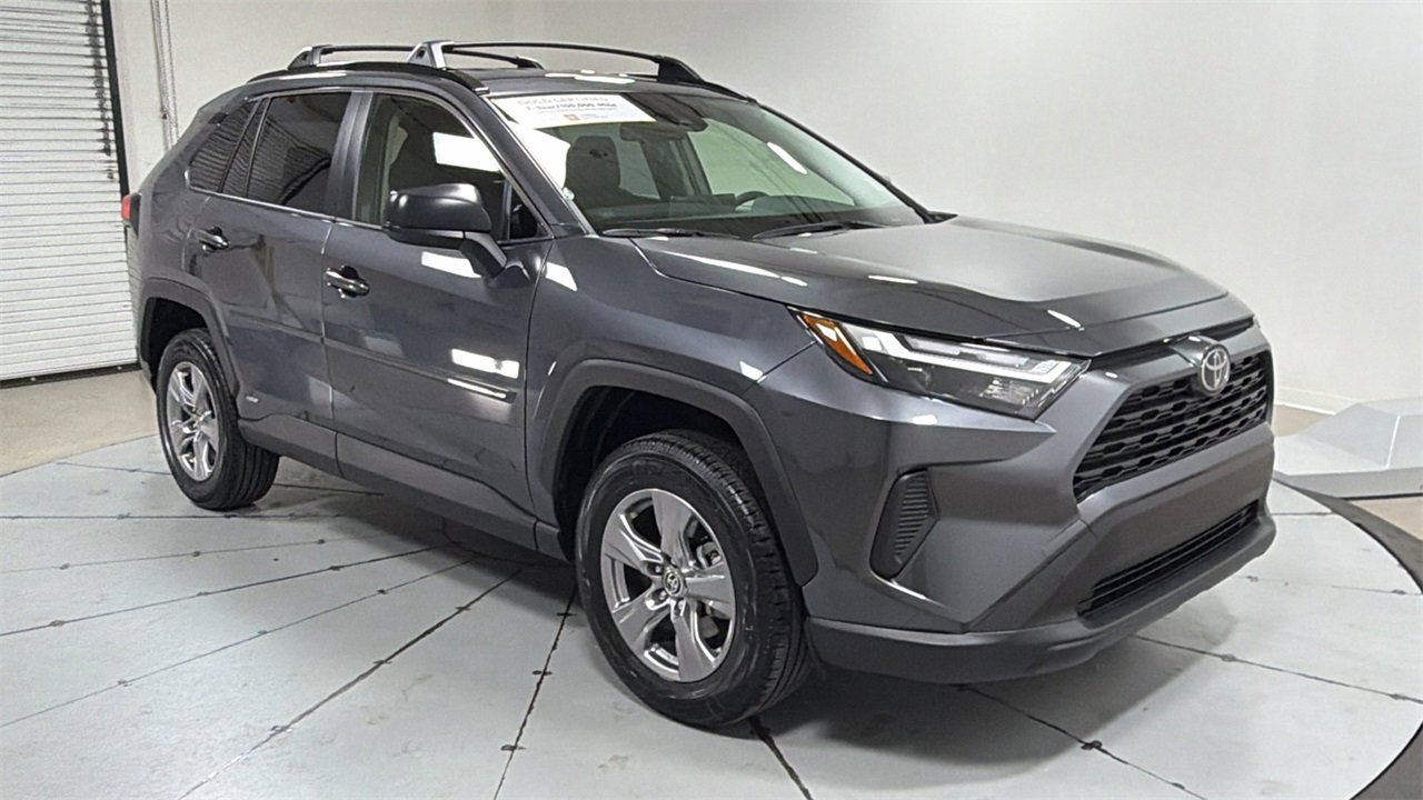 Certified 2025 Toyota RAV4 LE image 3
