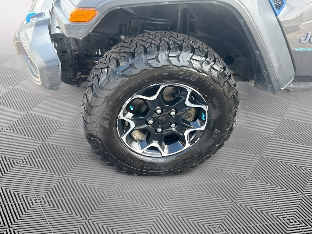 Certified 2023 Jeep Wrangler Unlimited Rubicon 4xe AWD/4WD image 35