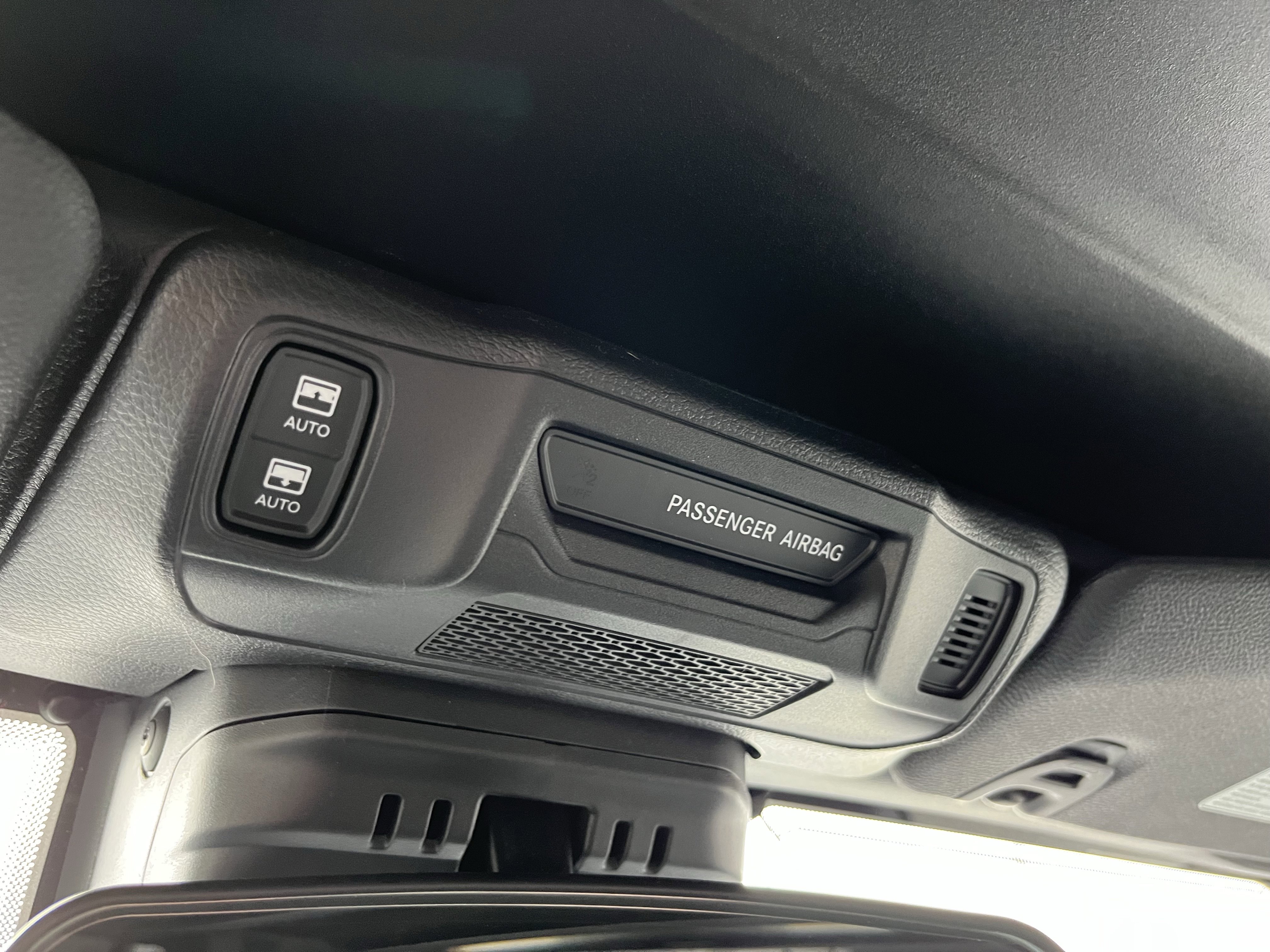 Used 2024 Jeep Wrangler Willys 4xe image 33