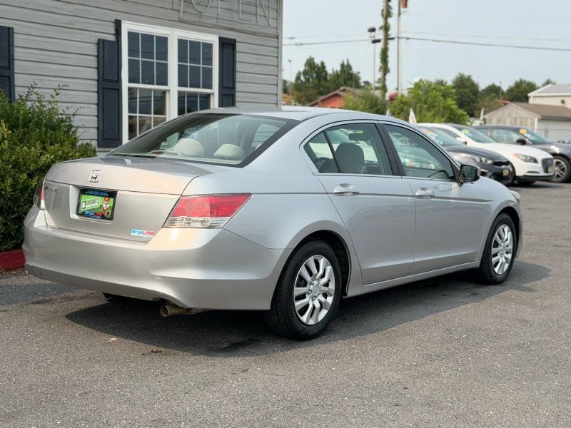 Used 2010 Honda Accord LX image 5