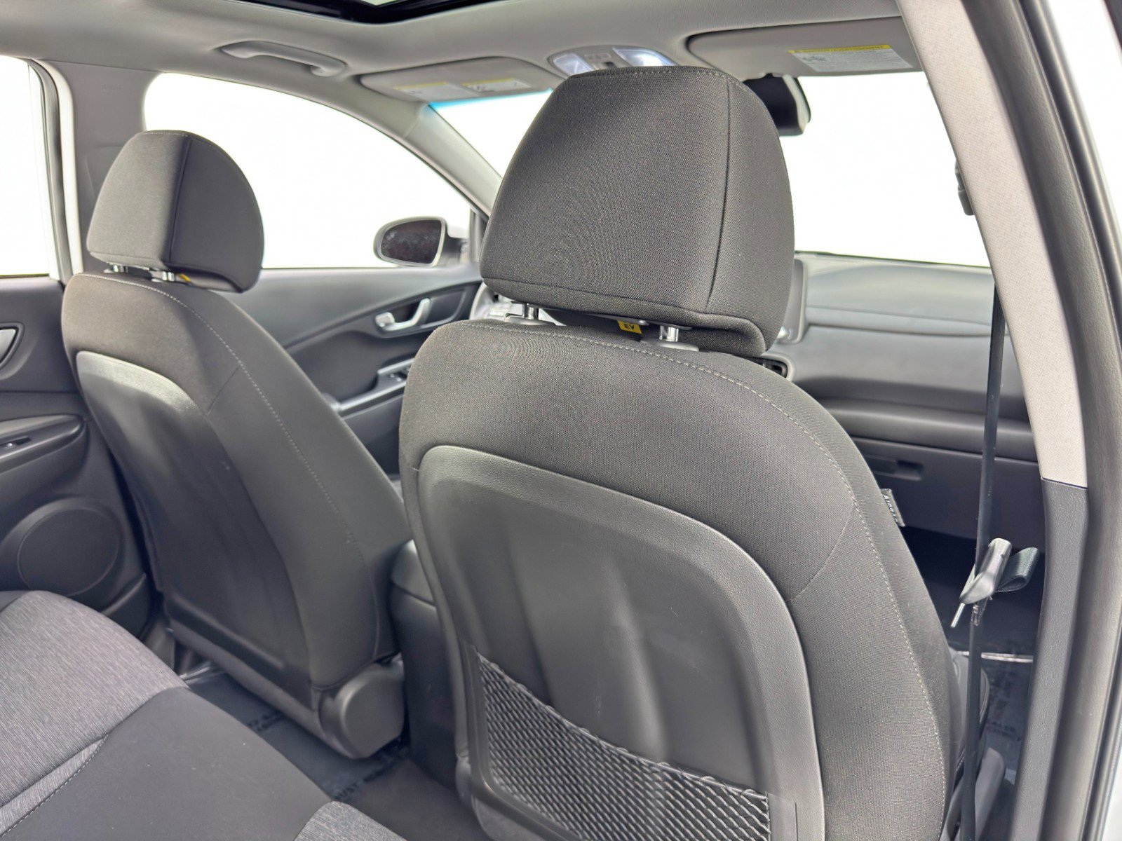 Used 2022 Hyundai Kona SEL w/ Convenience Package FWD image 32