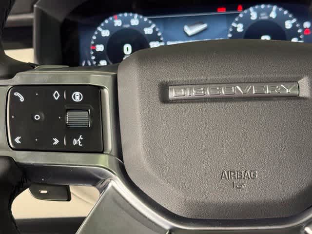 New 2026 Land Rover Discovery S AWD/4WD image 33