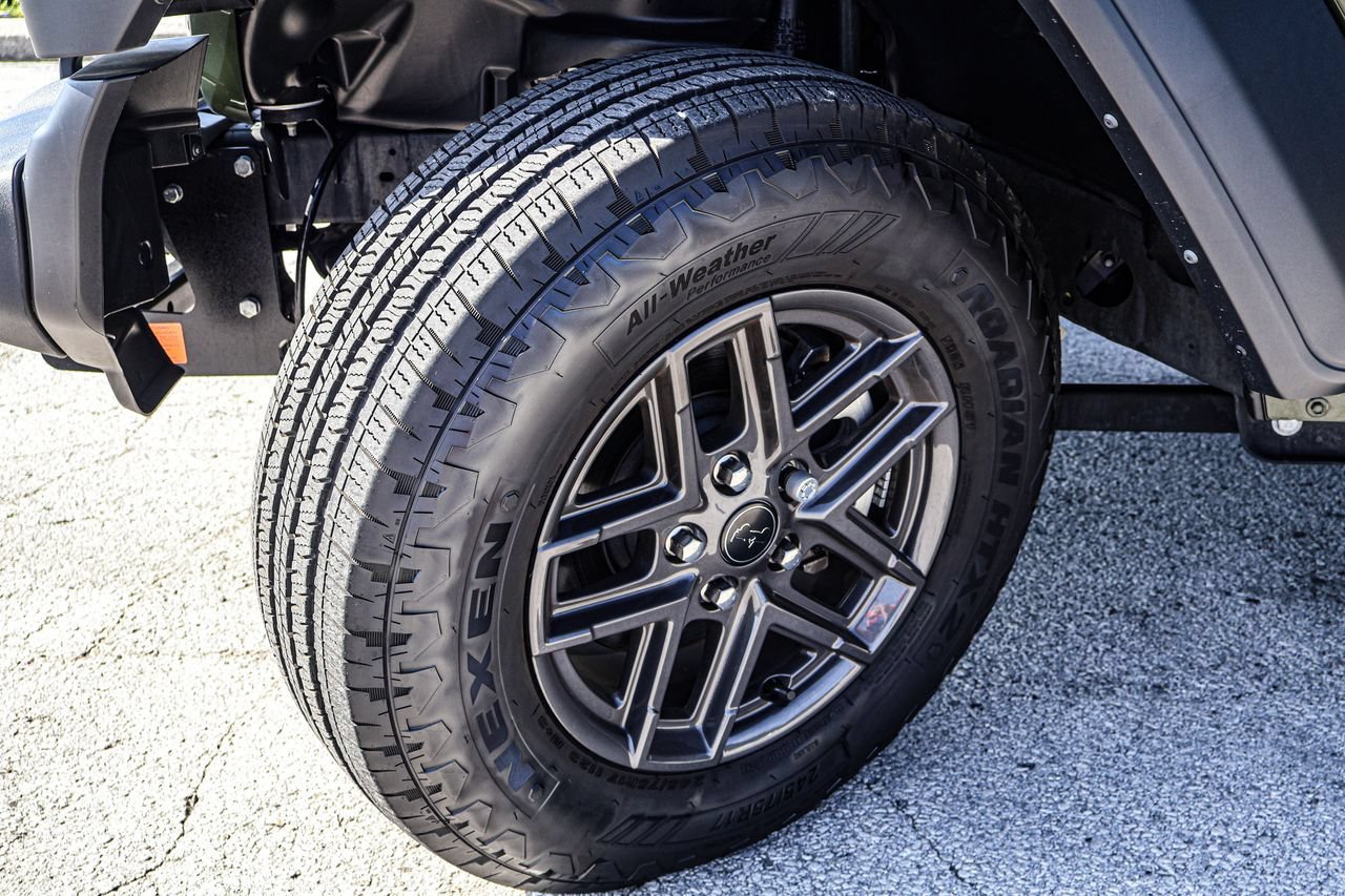 Used 2024 Jeep Wrangler Sport AWD/4WD image 12