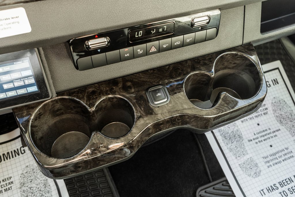 Used 2022 Mercedes-Benz Sprinter 3500 image 19