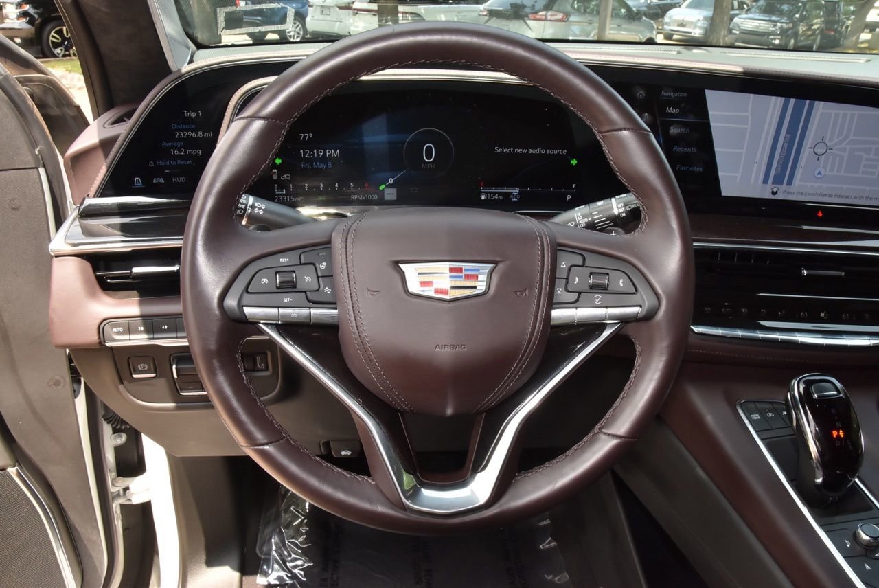 Used 2023 Cadillac Escalade ESV Sport Platinum w/ LPO, ONYX Package AWD/4WD image 23