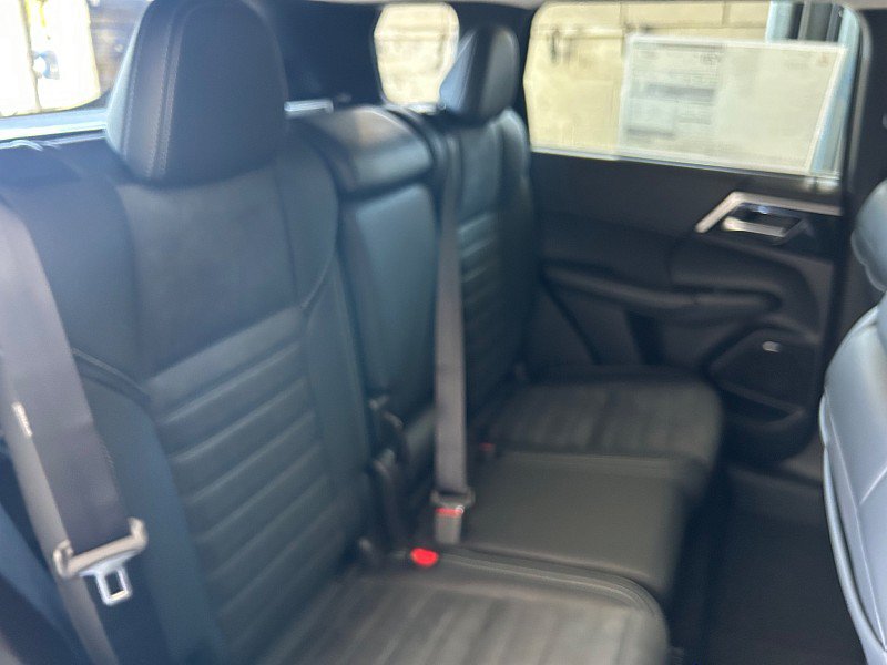 New 2026 Mitsubishi Outlander SE FWD image 29