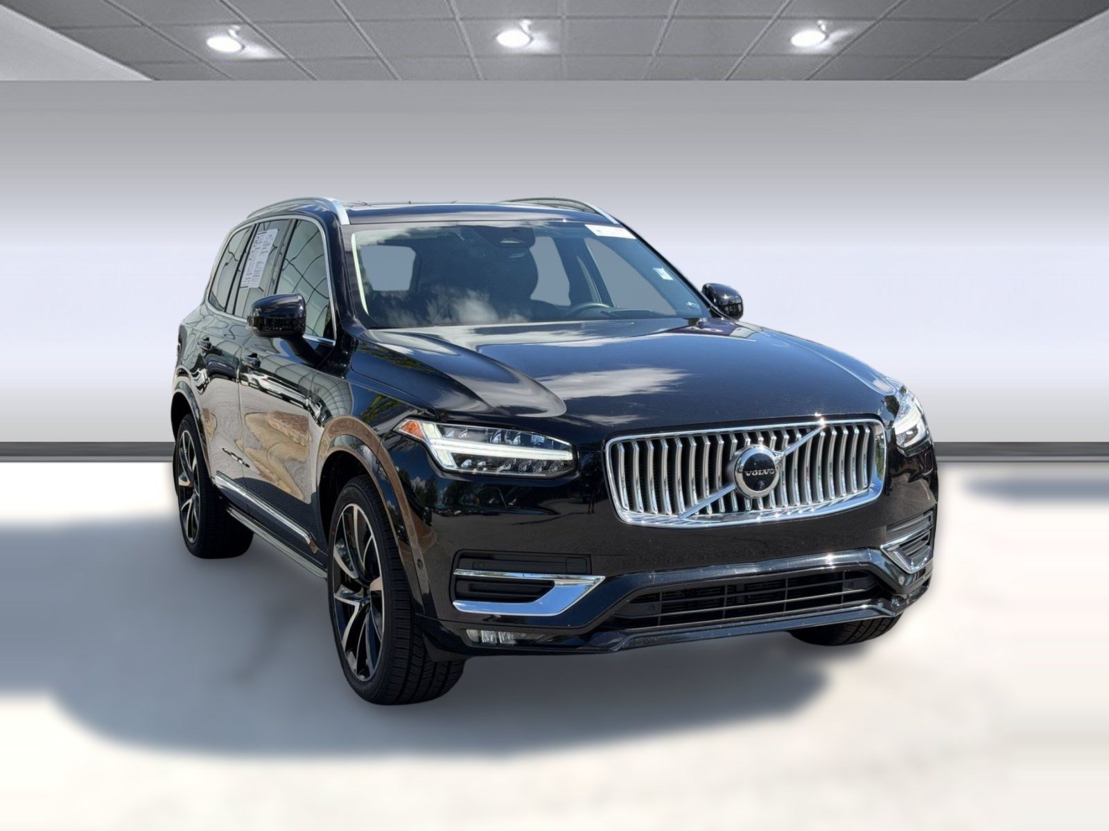 Certified 2023 Volvo XC90 B5 Plus w/ Protection Package Premier AWD/4WD image 7