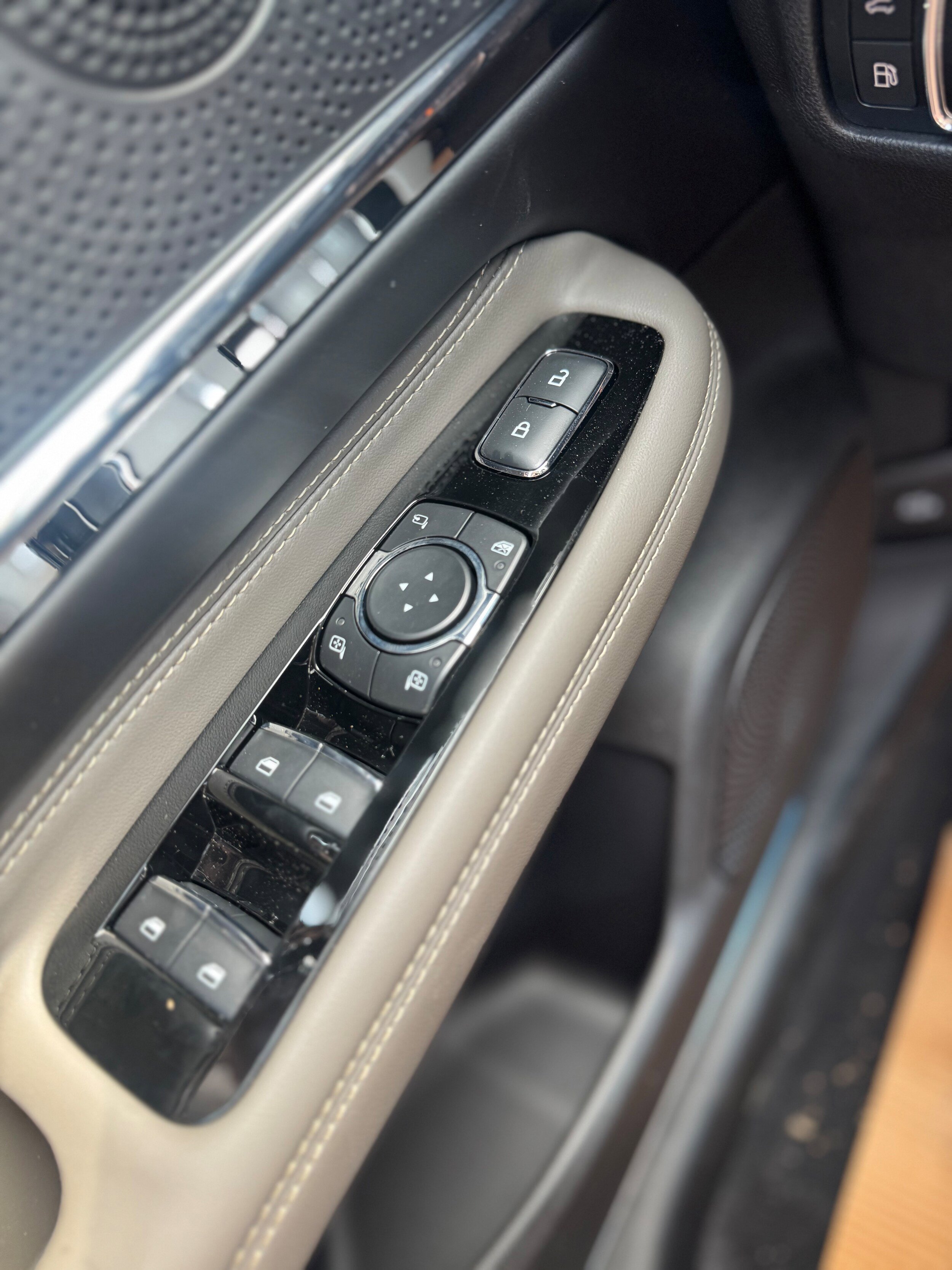 New 2024 Lincoln Corsair Grand Touring w/ Equipment Group 301A image 42