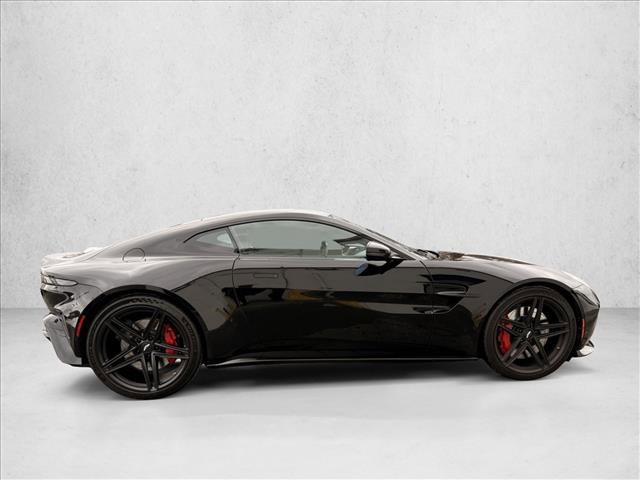 Used 2025 Aston Martin V8 Vantage Coupe image 7