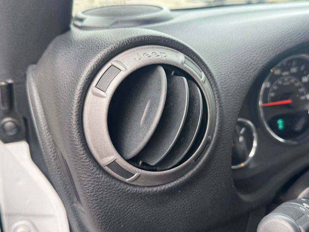 Used 2016 Jeep Wrangler Willys Wheeler image 32