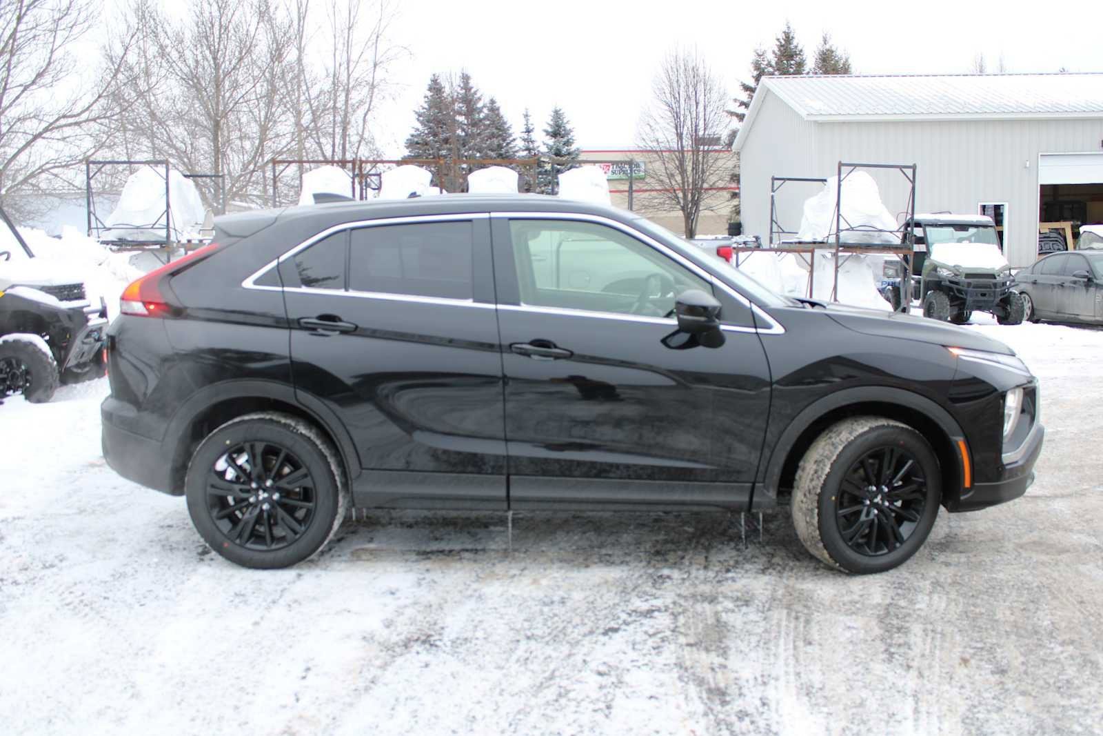 New 2025 Mitsubishi Eclipse Cross LE image 12