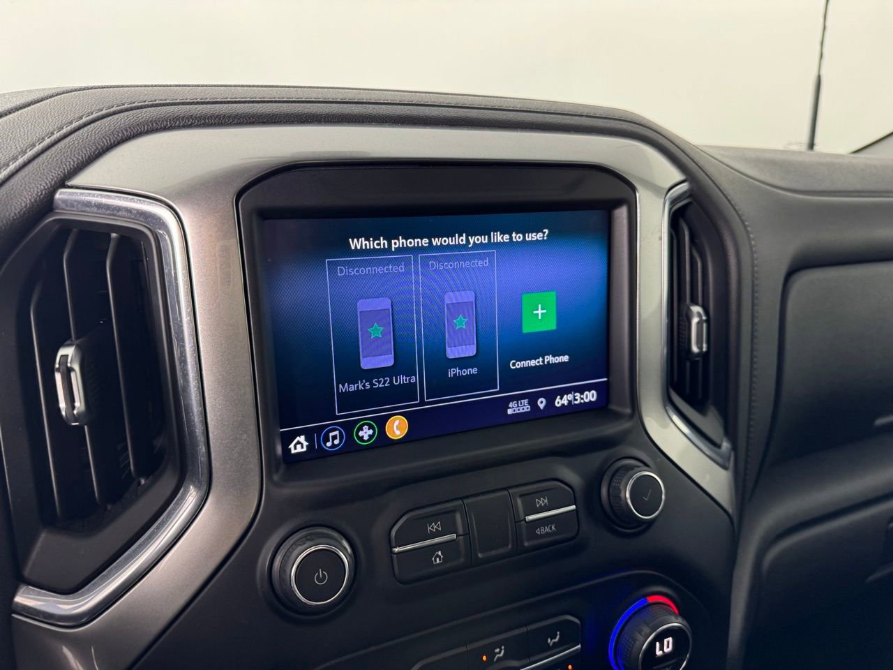 Used 2021 Chevrolet Silverado 2500 LT w/ Fleet Comfort Package image 19