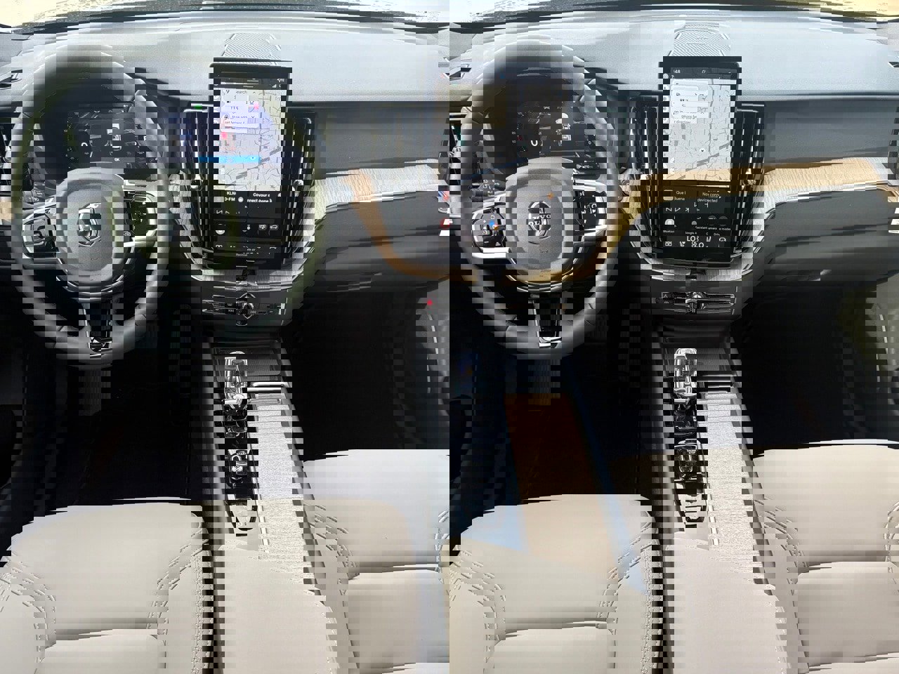 New 2026 Volvo XC60 B5 Plus w/ Protection Package Premier image 10