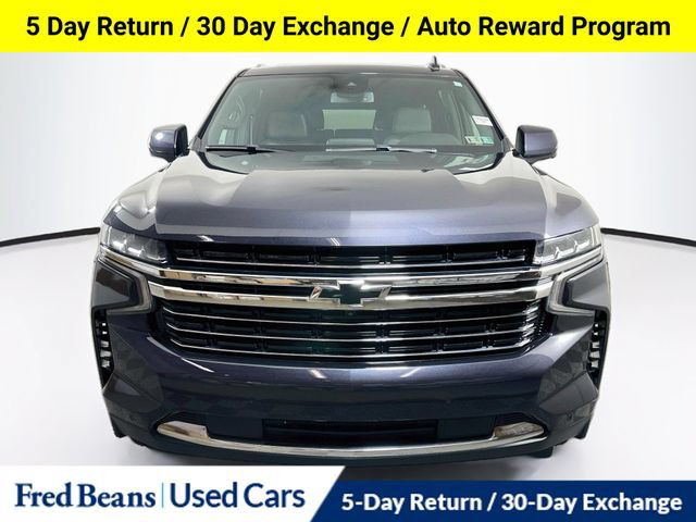 Used 2023 Chevrolet Suburban LT w/ LT Signature Plus Package AWD/4WD image 3