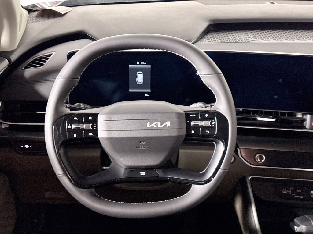 New 2027 Kia Carnival FWD image 12