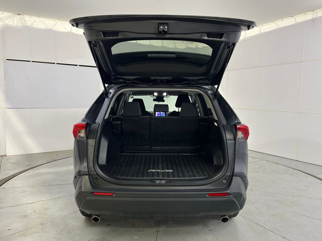 Used 2023 Toyota RAV4 LE image 13