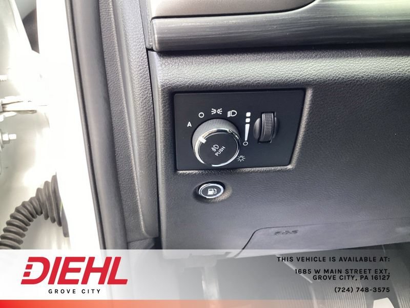 Used 2021 Jeep Grand Cherokee Laredo X AWD/4WD image 27