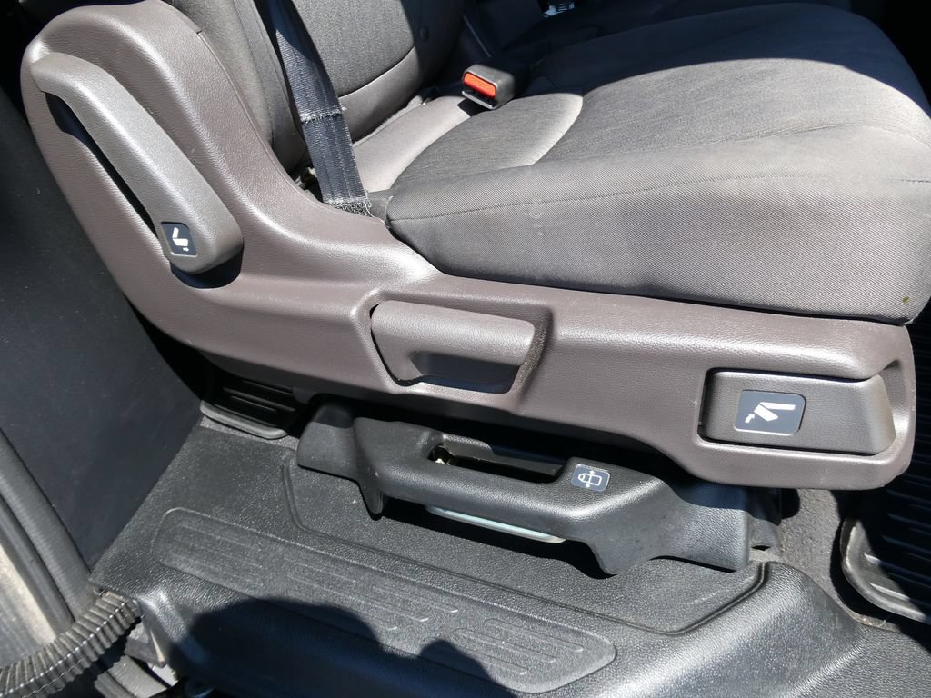 Used 2019 Honda Odyssey EX image 16