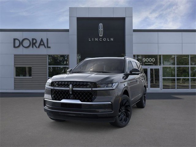 New 2025 Lincoln Navigator Reserve w/ Jet Appearance Package image 2