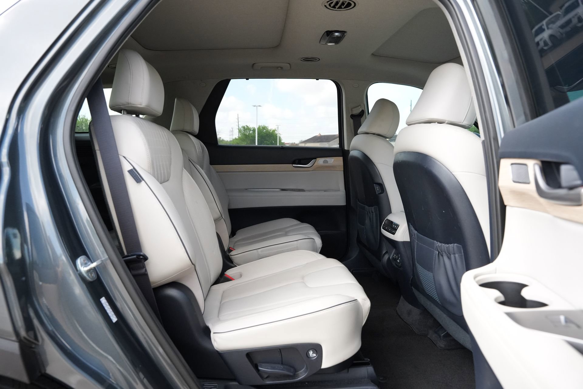 Used 2023 Hyundai Palisade Limited FWD image 25