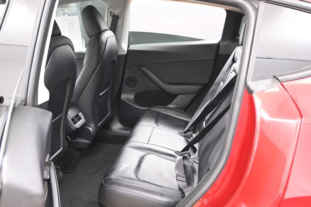 Used 2024 Tesla Model Y Long Range RWD image 35