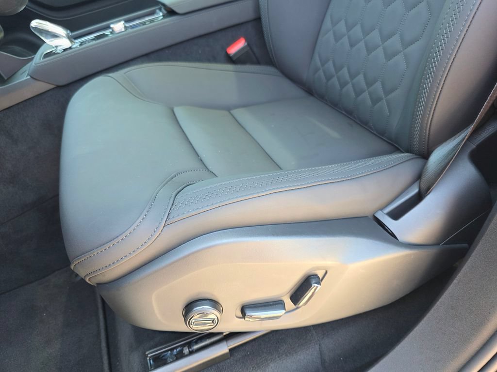 Used 2026 Volvo XC90 B6 Plus AWD/4WD image 12