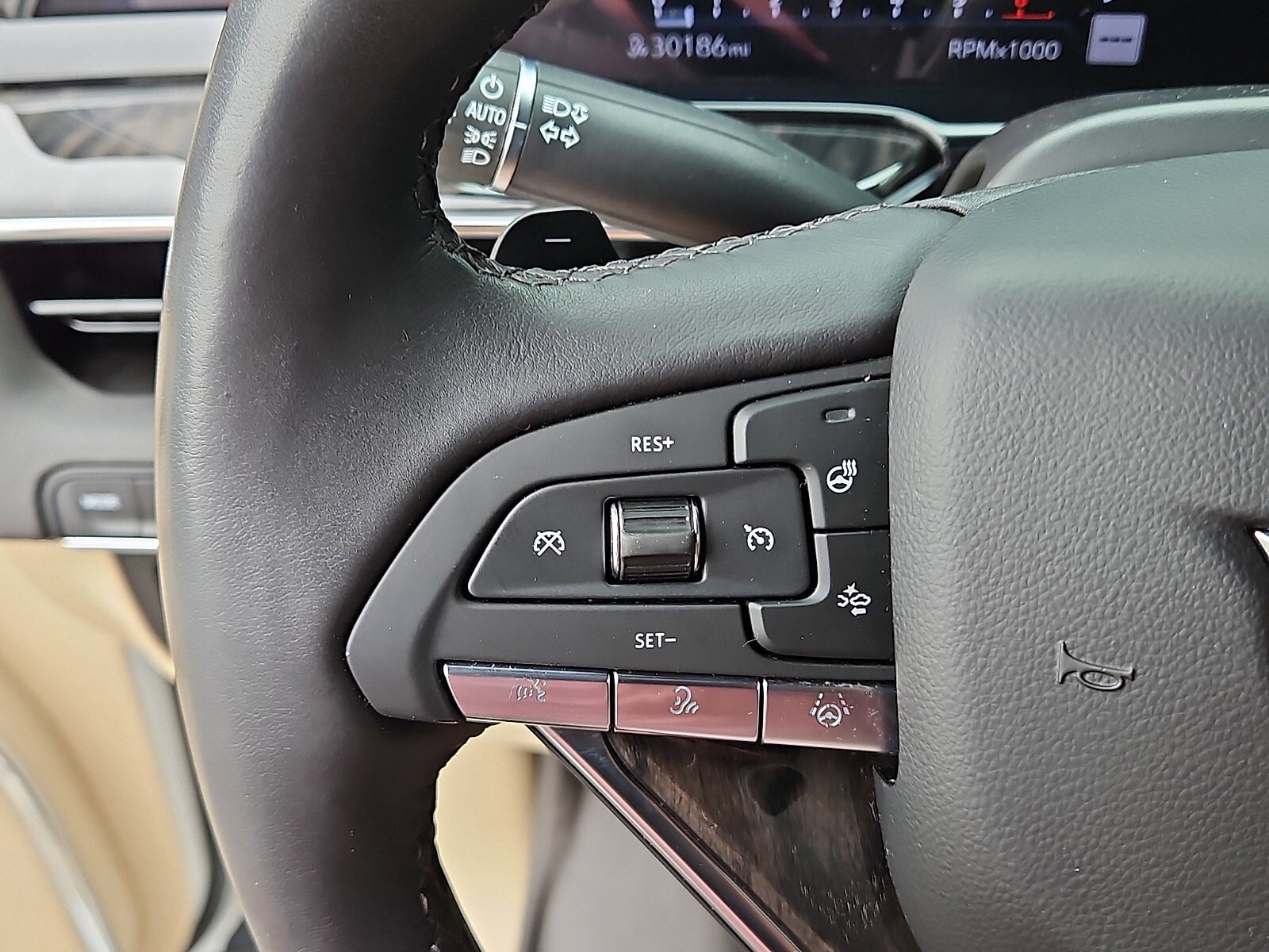 Certified 2024 Cadillac Escalade Premium Luxury RWD image 18