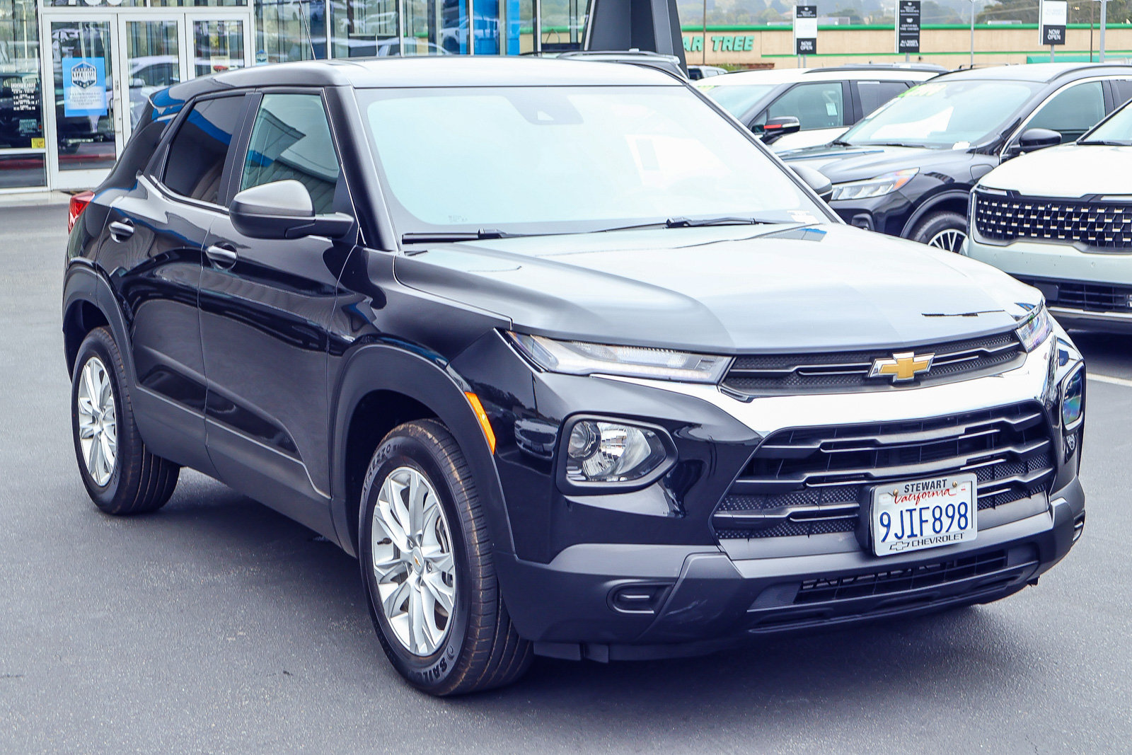 Used 2023 Chevrolet TrailBlazer LS FWD image 17