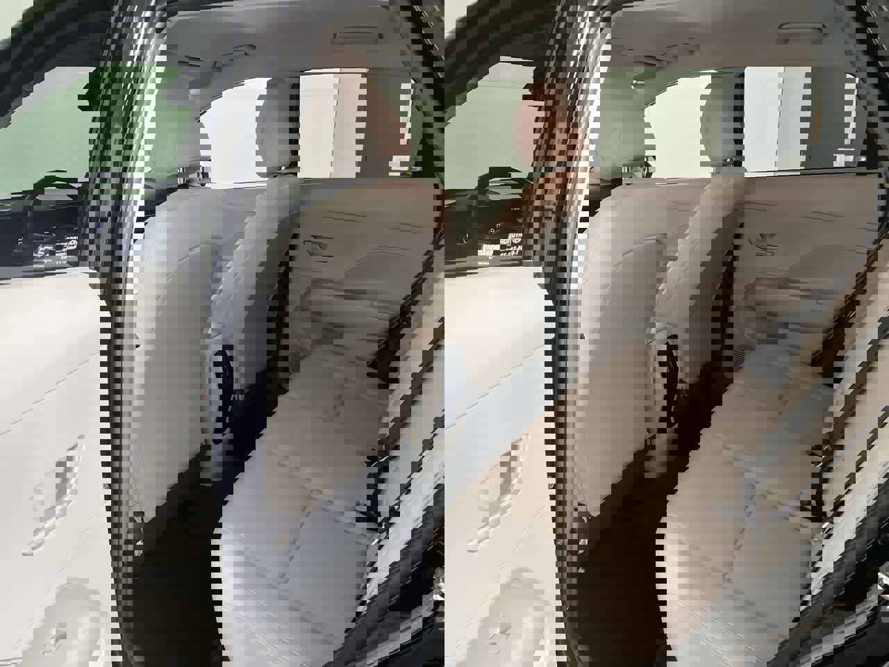 Used 2025 Hyundai Kona SEL image 24