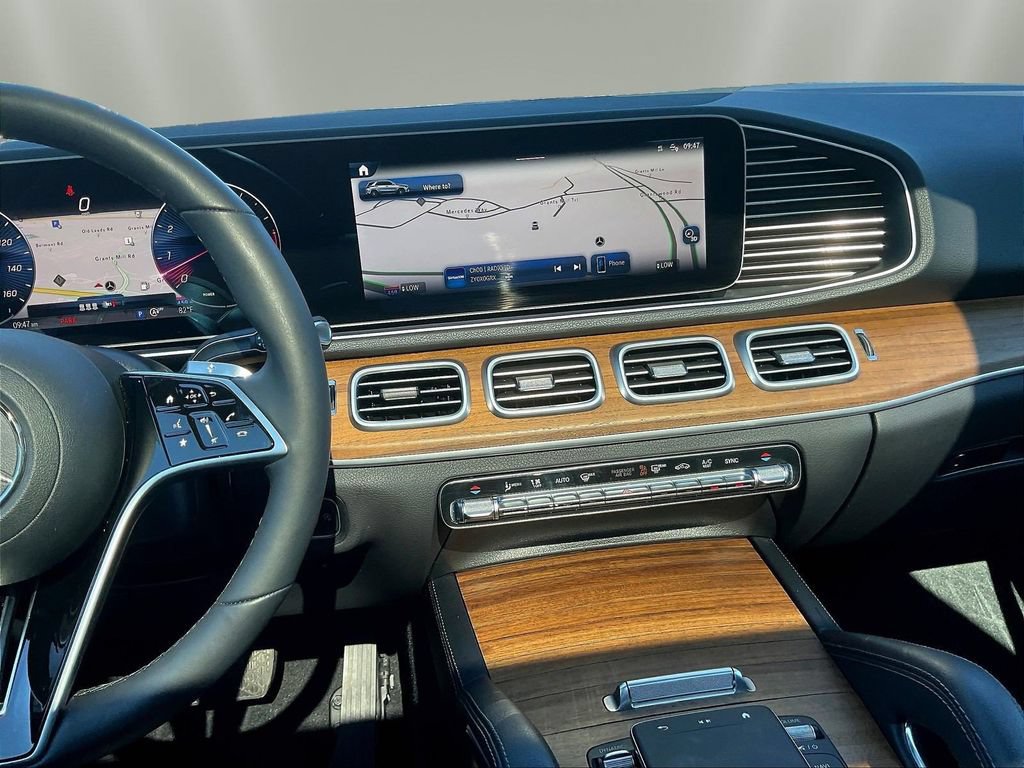 Certified 2025 Mercedes-Benz GLE 450 4MATIC image 11
