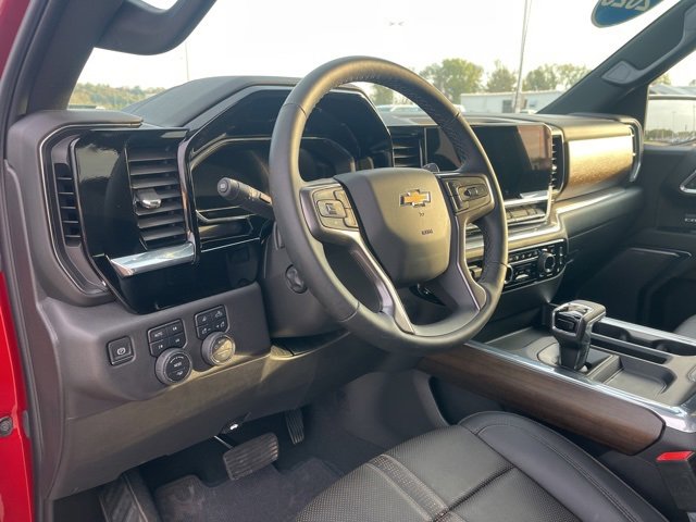 Used 2025 Chevrolet Silverado 1500 High Country image 22