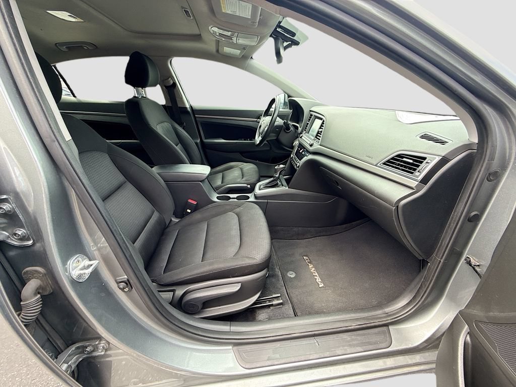 Used 2017 Hyundai Elantra Value Edition w/ Cargo Package FWD image 29