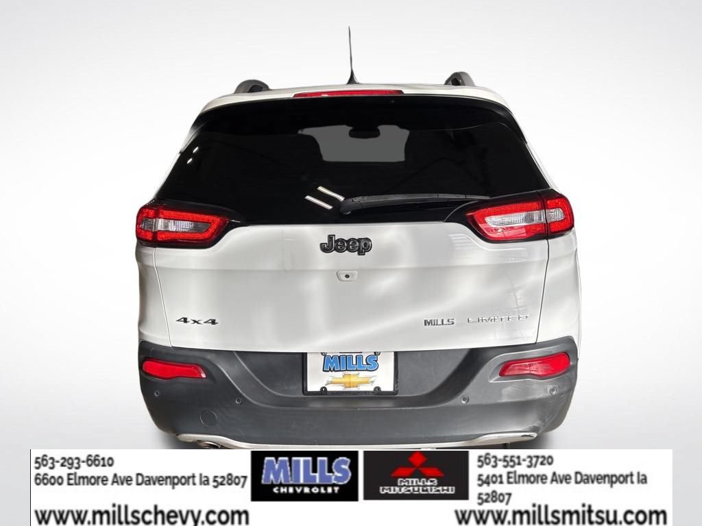 Used 2018 Jeep Cherokee Limited AWD/4WD image 6