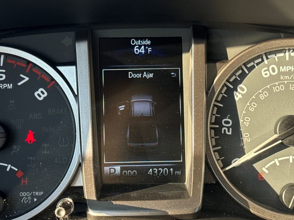 Used 2023 Toyota Tacoma SR5 image 18