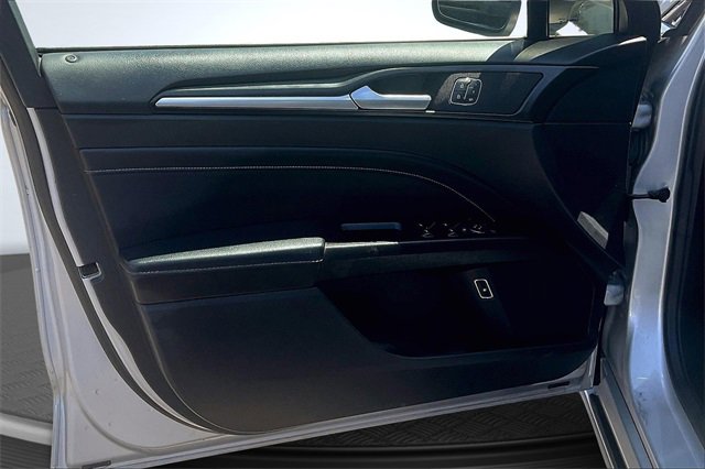 Certified 2019 Ford Fusion Energi Titanium image 22