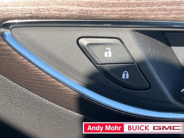 Used 2023 Buick Envision Avenir AWD/4WD image 44