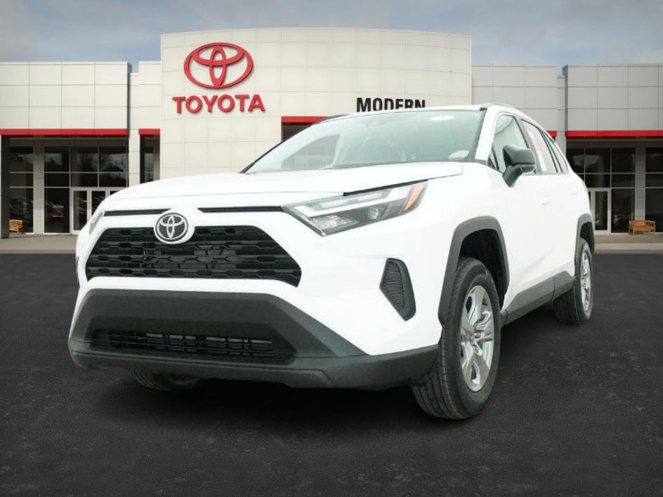New 2025 Toyota RAV4 LE image 4