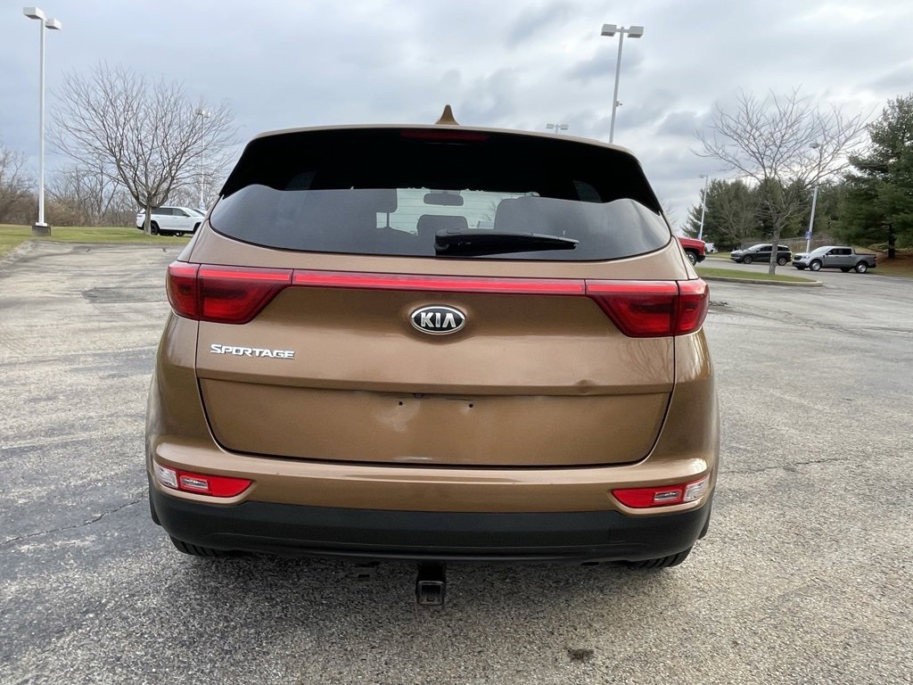 Used 2018 Kia Sportage LX image 4